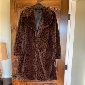 New Preston & York, ladies coat. Leopard print, size Medium